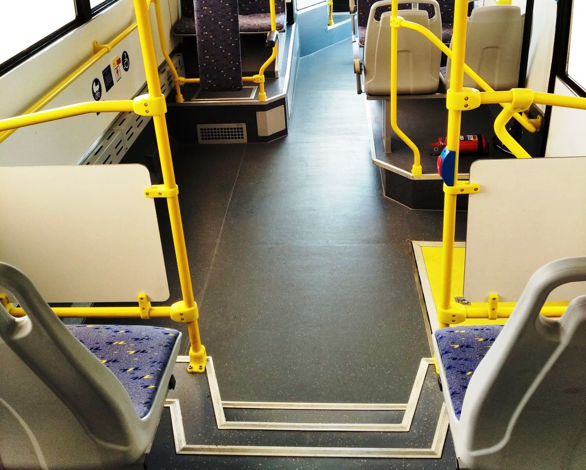 КАвЗ представил полунизкопольный автобус на метане — Авторевю